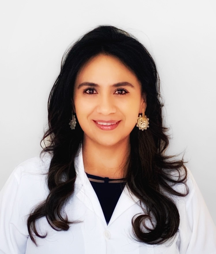 Dra. Karen Medina